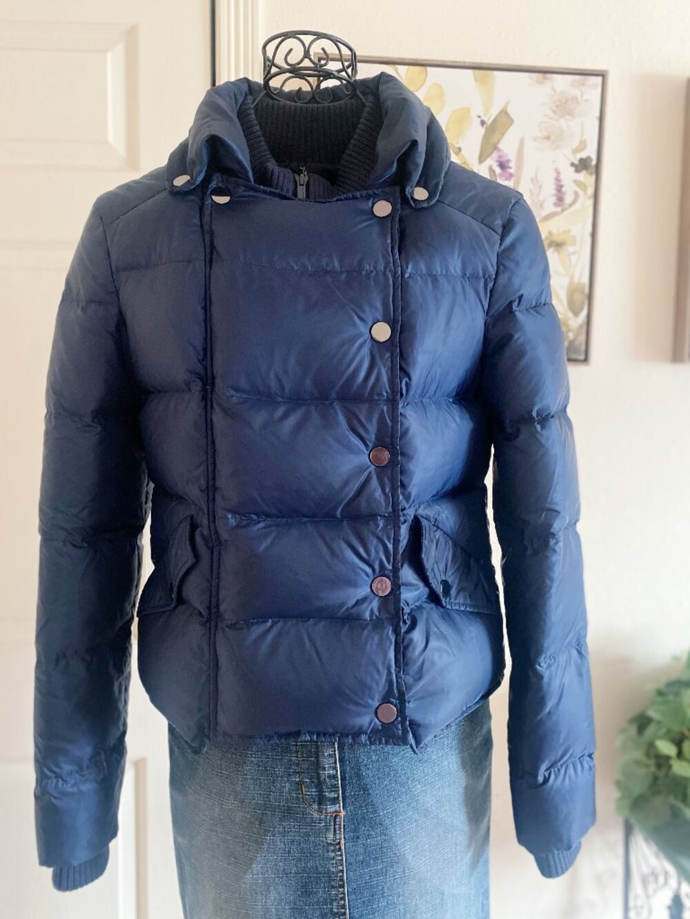 BCBGMaxAzria Navy Hooded Quilted Down Puffer Jacket